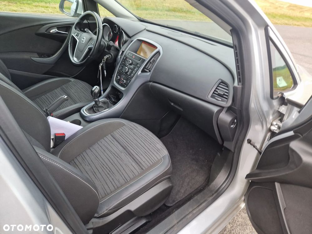 Opel Astra - 14