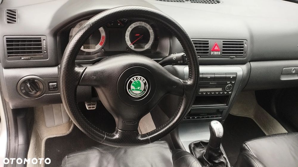 Skoda Octavia 1.8T RS - 16