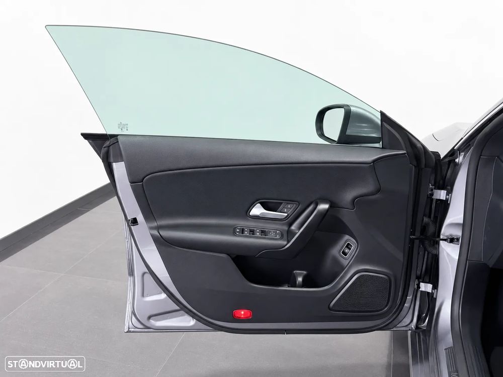 Mercedes-Benz CLA 180 d Shooting Brake Progressive Aut. - 17