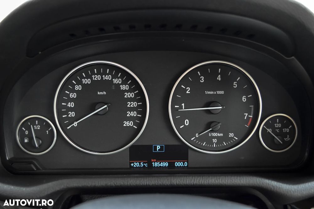 BMW X4 xDrive20i AT Advantage - 7