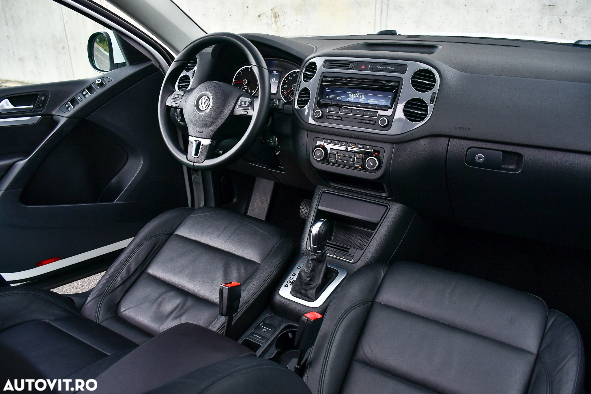 Volkswagen Tiguan - 8