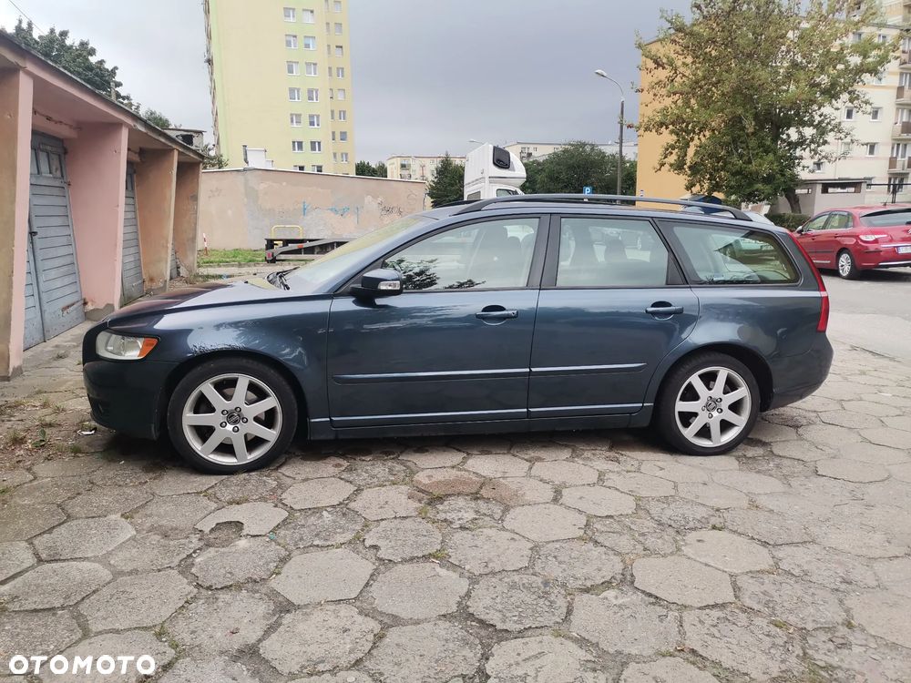 Volvo V50 2.0D Momentum - 1
