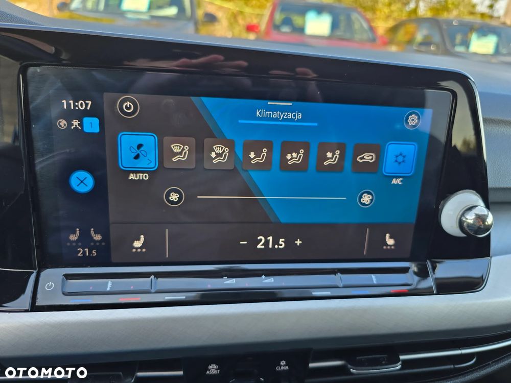 Volkswagen Golf - 32