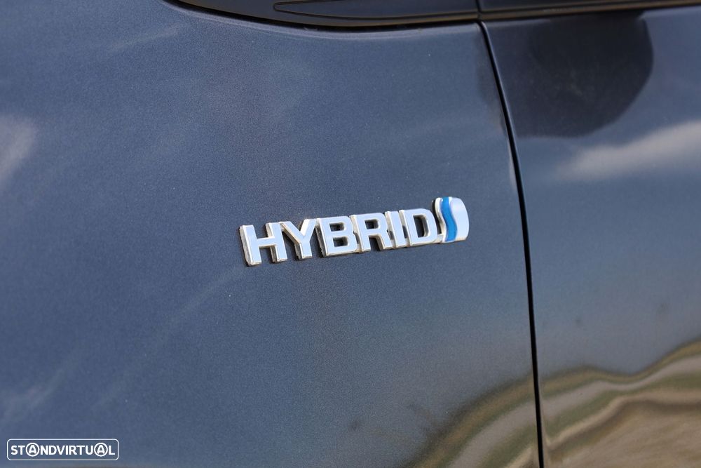 Toyota Yaris 1.5 HSD Comfort +P.Style+P.Techno - 9