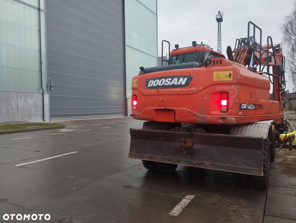 Doosan DX 140-3 - 7