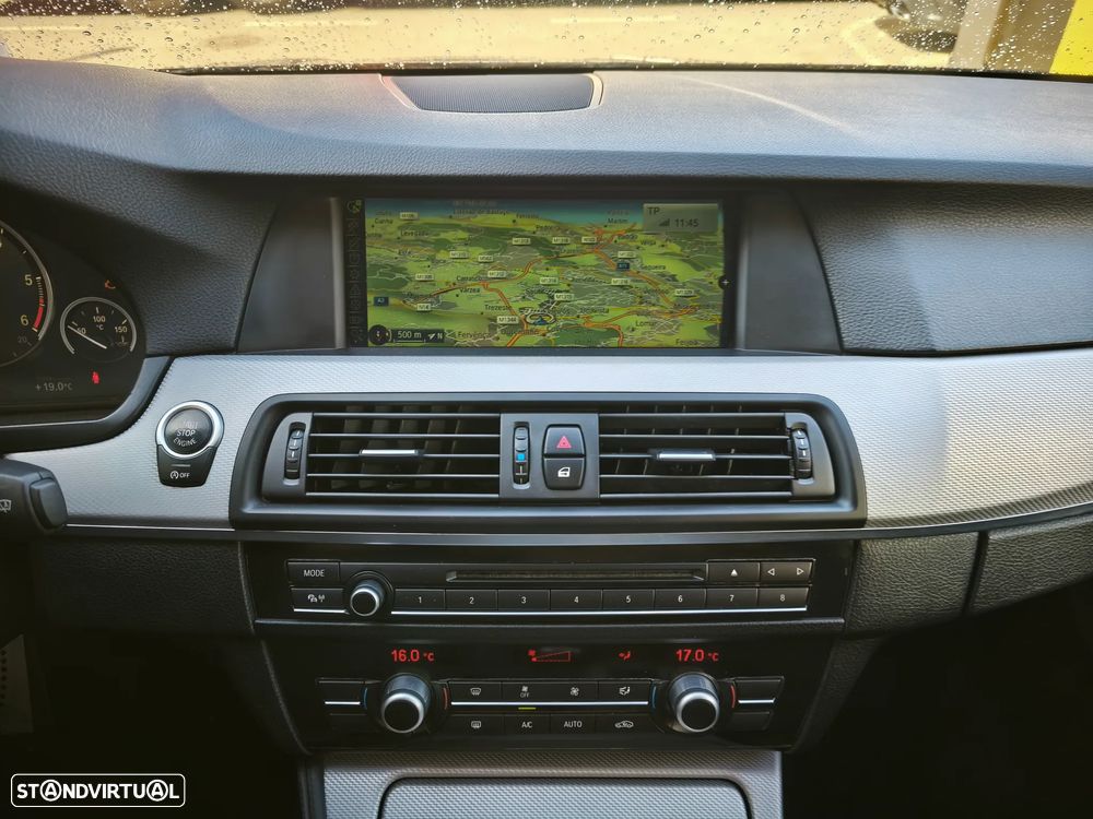 BMW 525 d xDrive Pack M Auto - 32