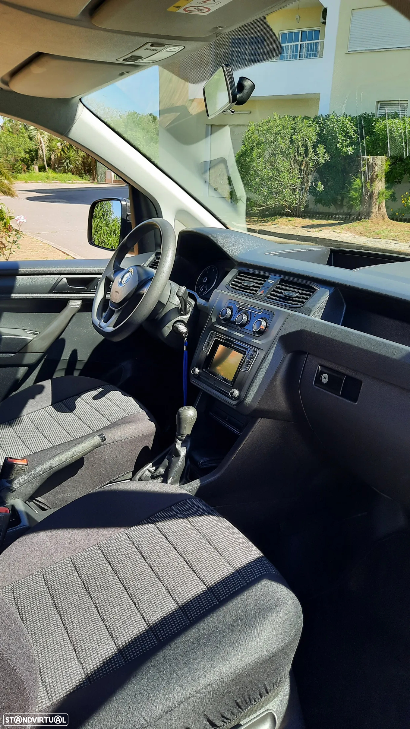 VW Caddy - 9