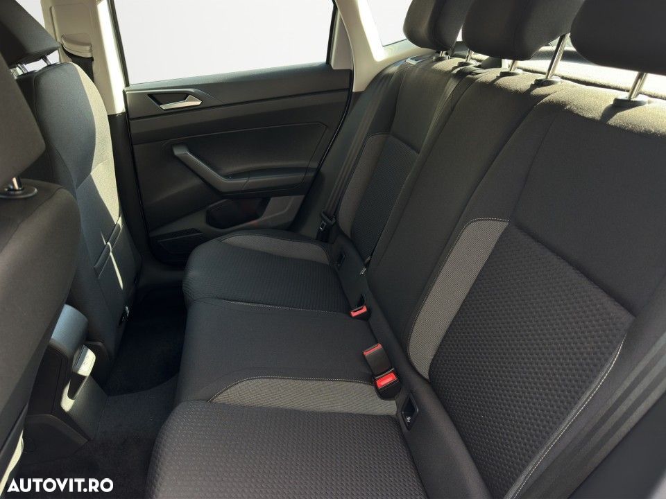 Volkswagen Polo - 14
