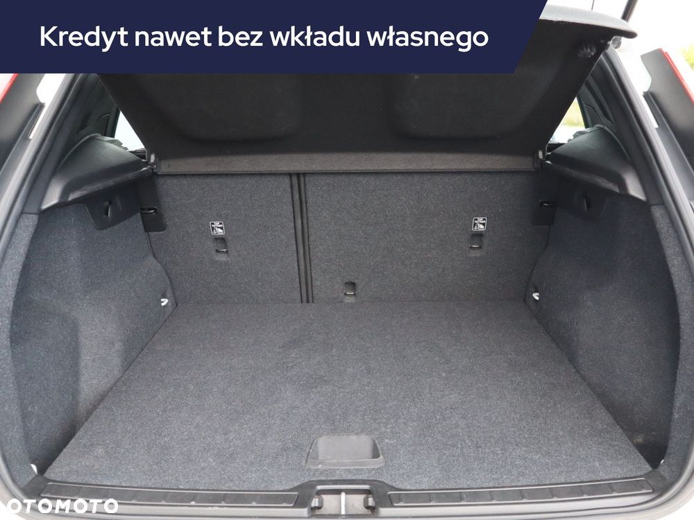 Volvo XC 40 - 15