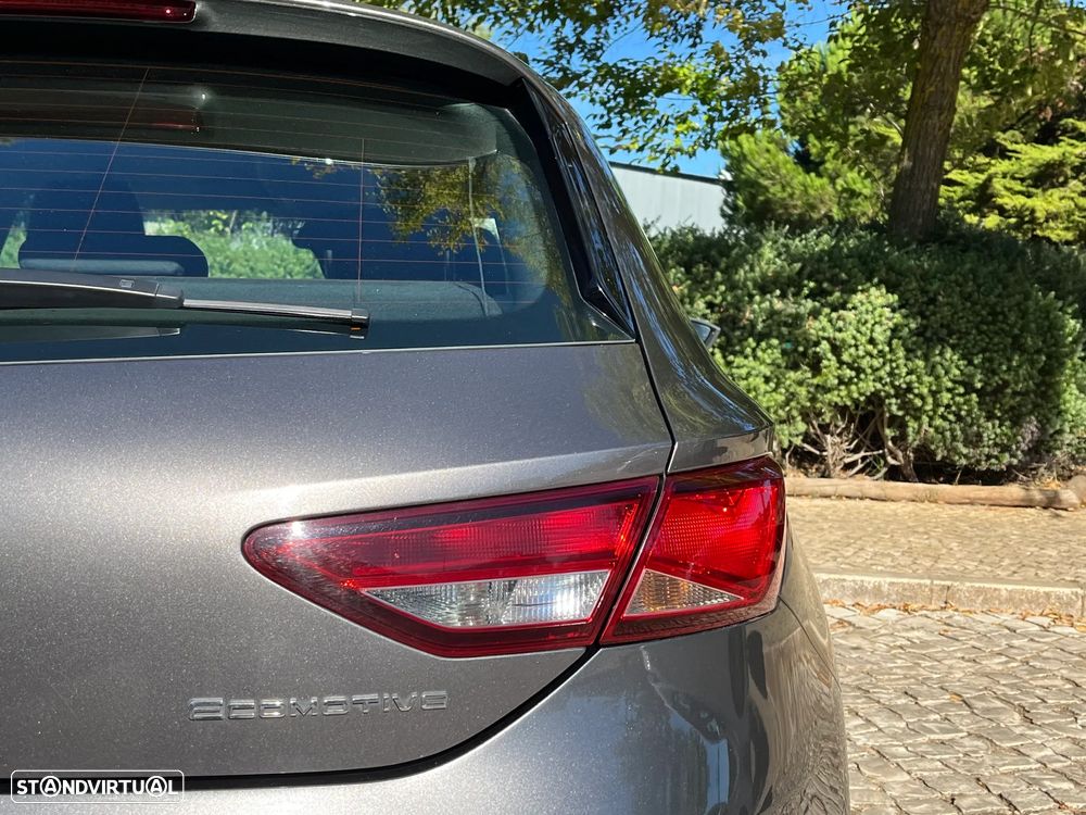 SEAT Leon 1.6 TDI Style Ecomotive - 13