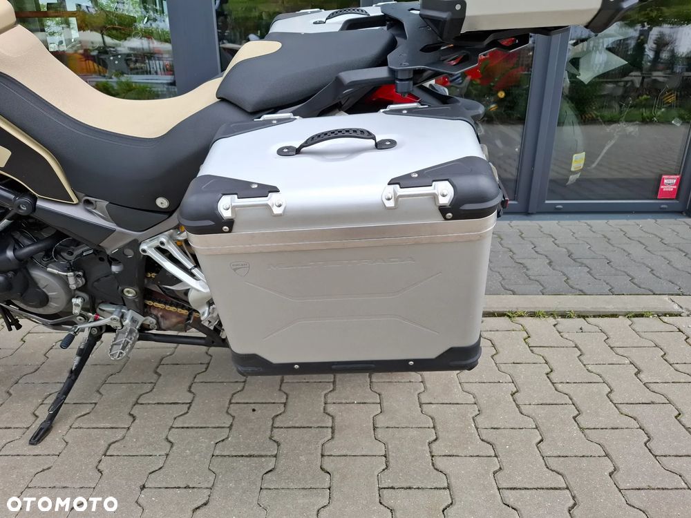 Ducati Multistrada - 11