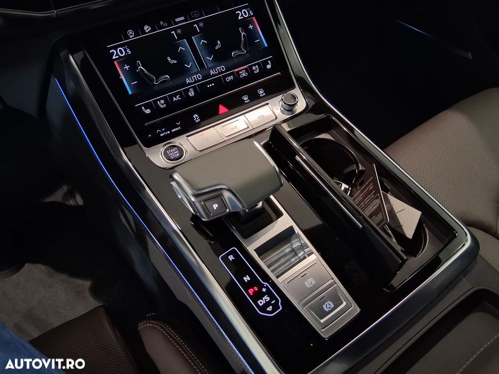 Audi Q8 55 TFSI quattro Tiptronic MHEV - 22