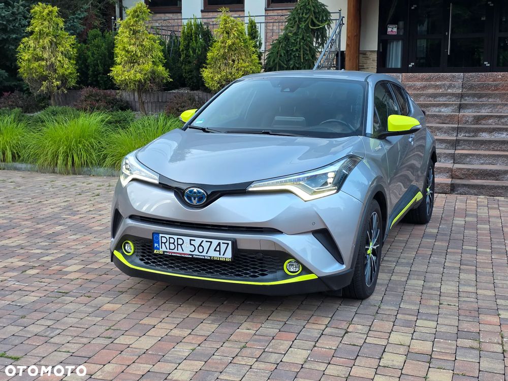 Toyota C-HR 1.8 Hybrid Neon Lime powered by JBL - 35