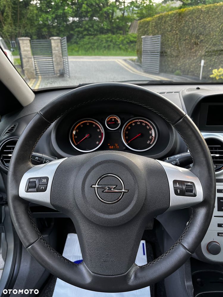 Opel Corsa 1.4 16V Edition - 17