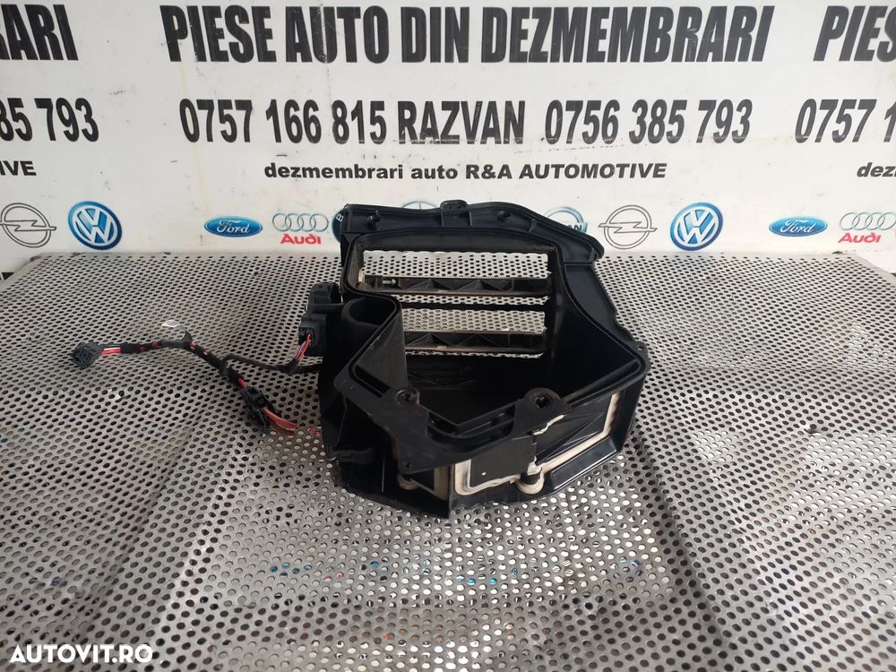 Capac Cu Clapete Aeroterma Bord Ventilator Habitaclu Bmw Seria 7 F01 F02 F03 F04 Volan Stanga Cod - 5