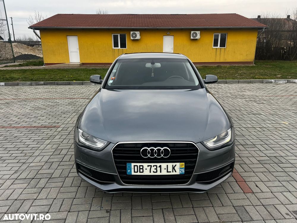 Audi A4 2.0 TDI DPF multitronic S line Sportpaket - 8