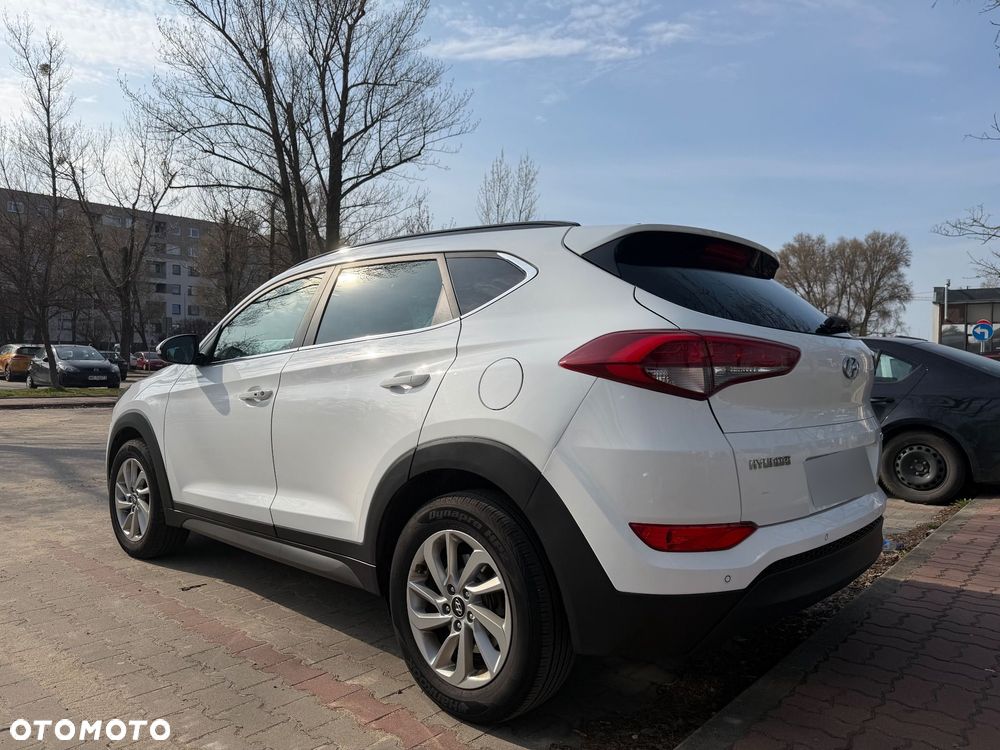 Hyundai Tucson blue 1.7 CRDi 2WD DCT Advantage - 4