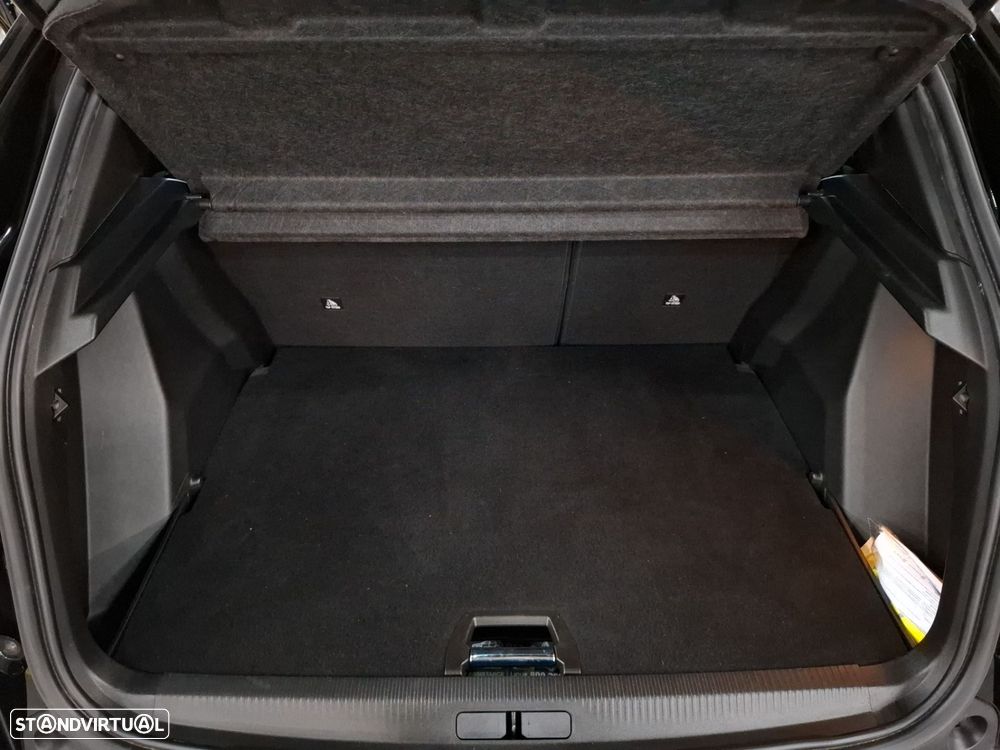 Peugeot 2008 1.2 PureTech GT EAT8 - 27