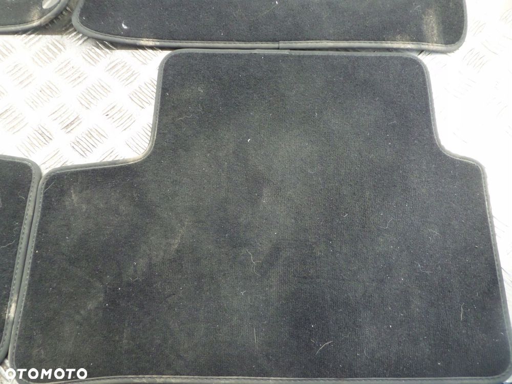 dywaniki welurowe mercedes benz a-klasa w177 a177680602 amg - 6