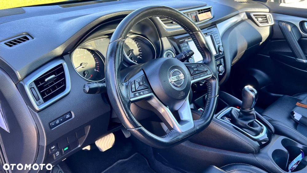Nissan Qashqai 1.2 DIG-T Xtronic TEKNA - 19