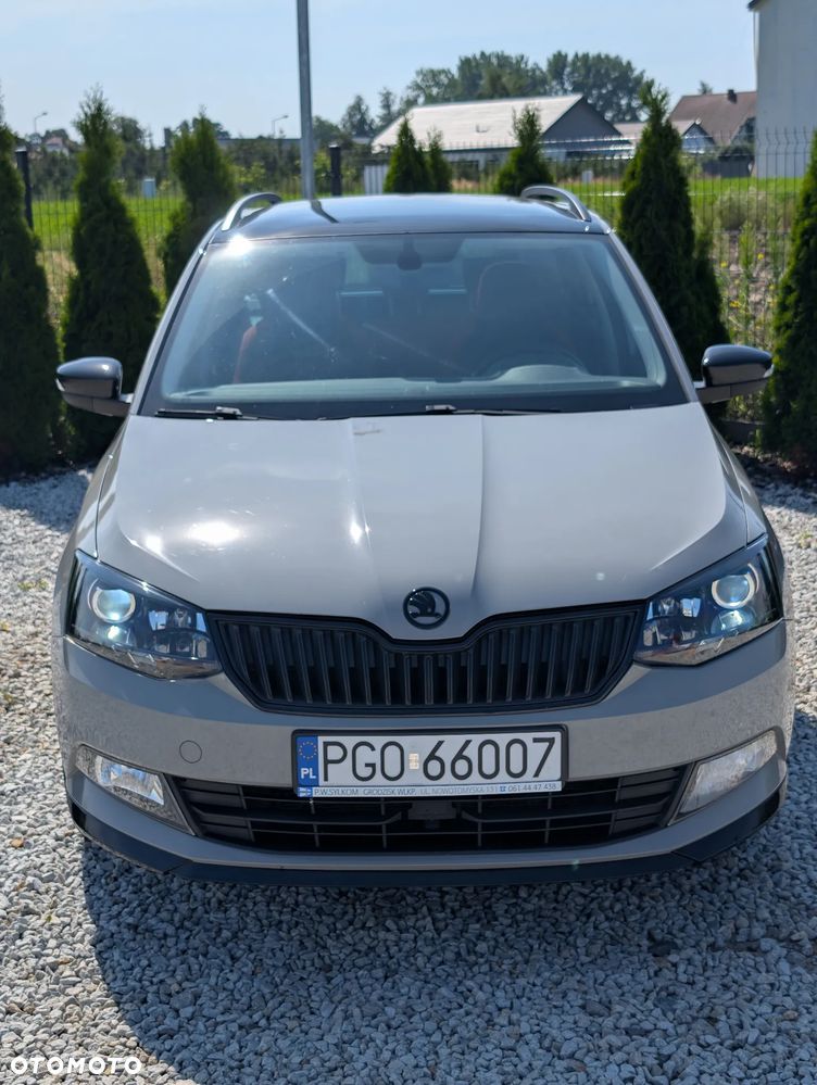 Skoda Fabia 1.2 TSI Monte Carlo - 10