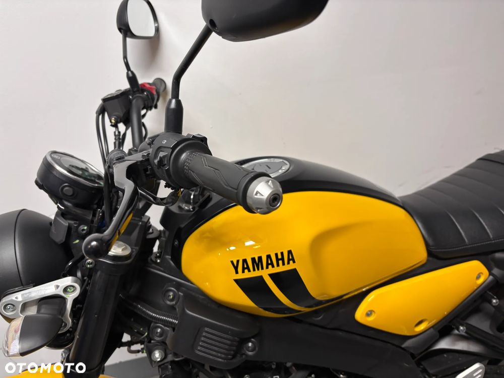 Yamaha XSR - 3