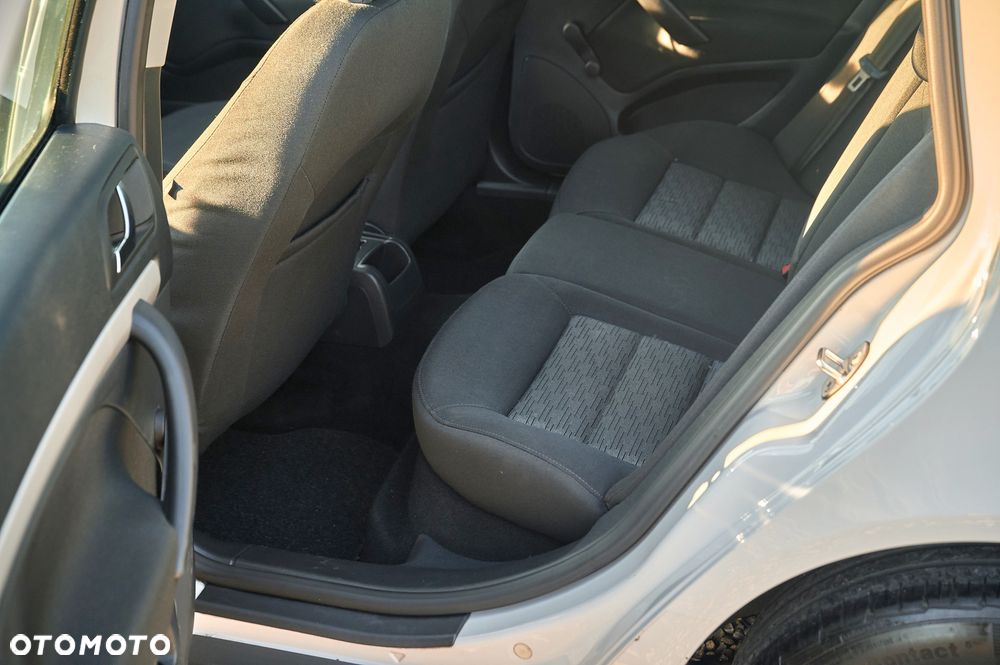 Skoda Octavia 1.6 TDI DPF Elegance - 29