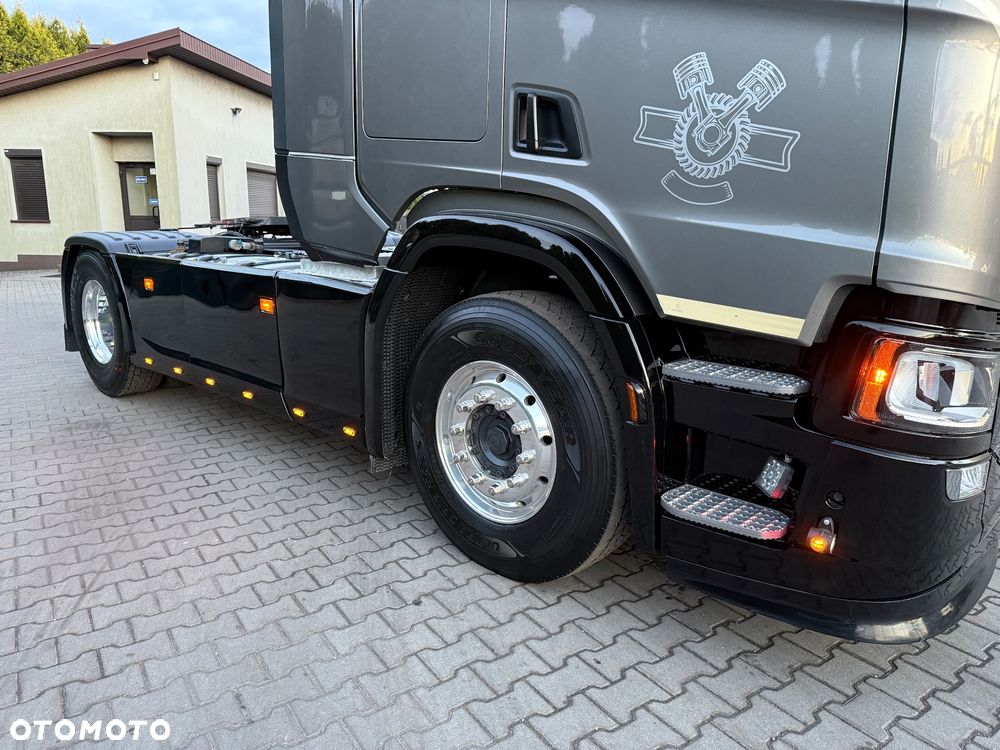 Scania - 19