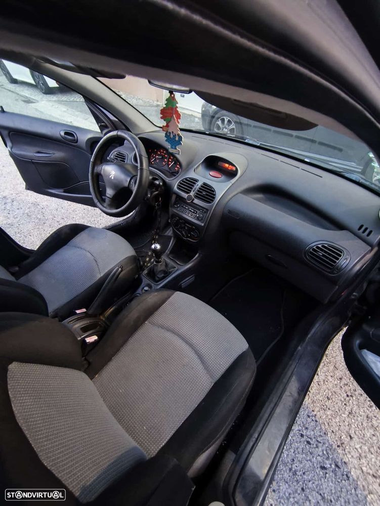 Peugeot 206 SW - 8