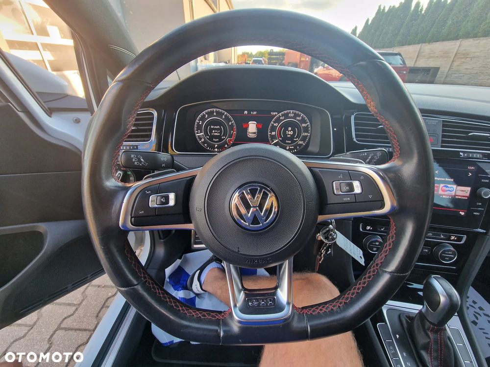 Volkswagen Golf GTI 2.0 TSI OPF DSG Performance - 20
