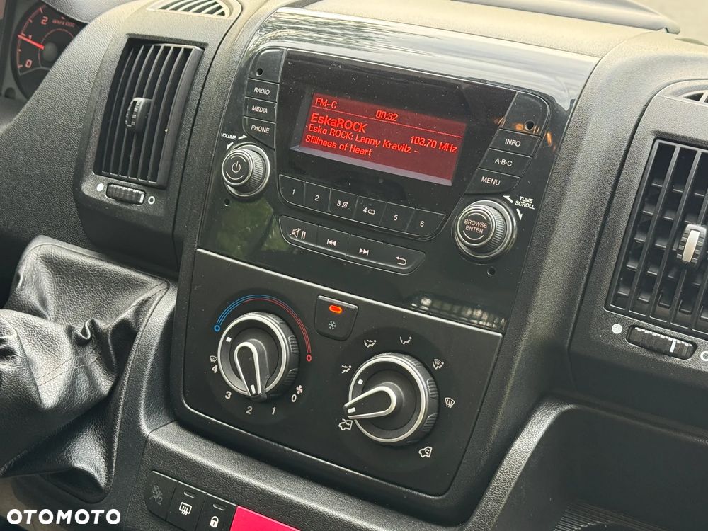 Peugeot Boxer Maxi 2.2 HDI 165KM L4 Brygadówka - 9