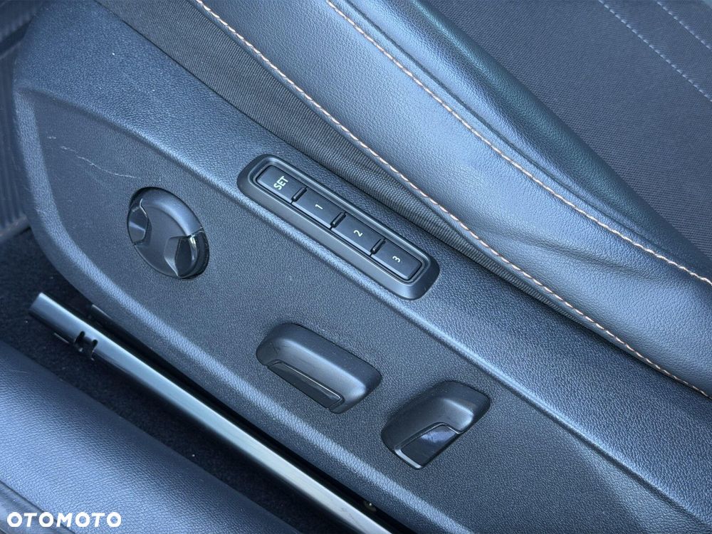 Cupra Formentor 1.4 e-Hybrid VZ DSG - 12
