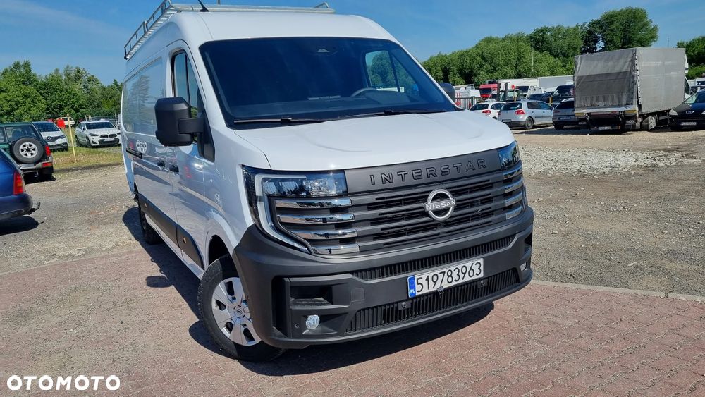 Nissan INTERSTAR - 9