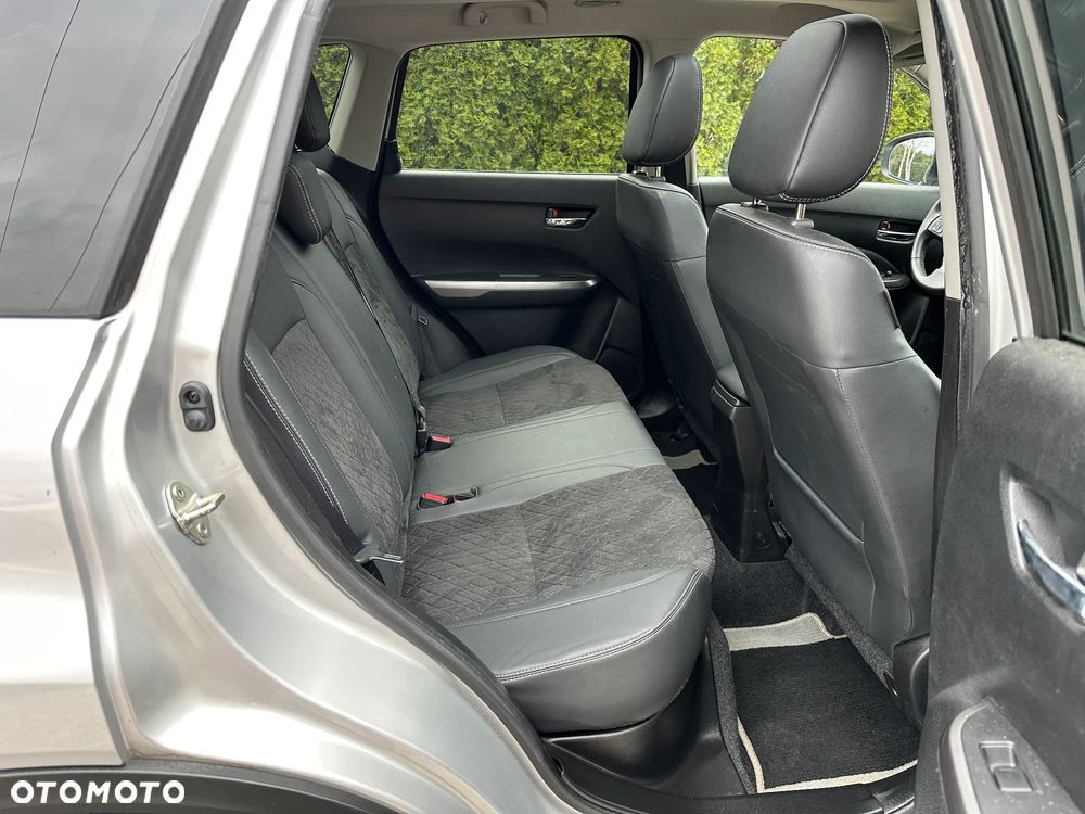 Suzuki Vitara 1.4 Boosterjet Premium 4WD - 10