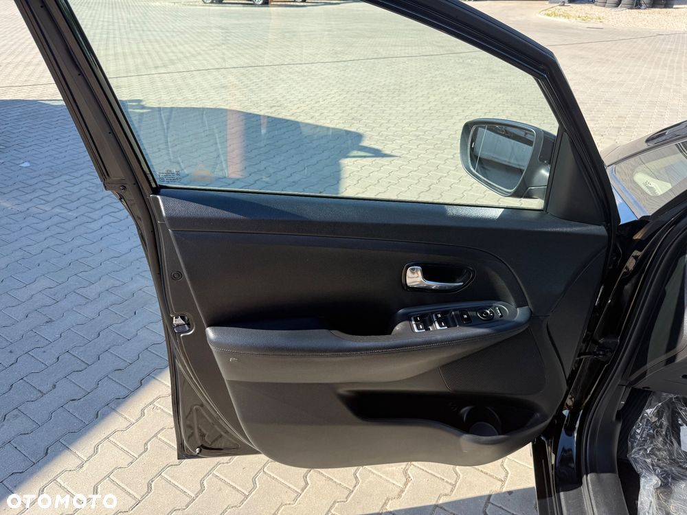 Kia Carens 1.7 CRDi 115 Dream-Team Edition - 24