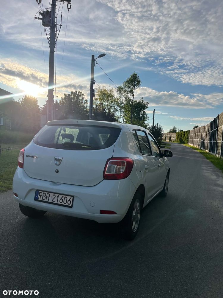 Dacia Sandero - 2