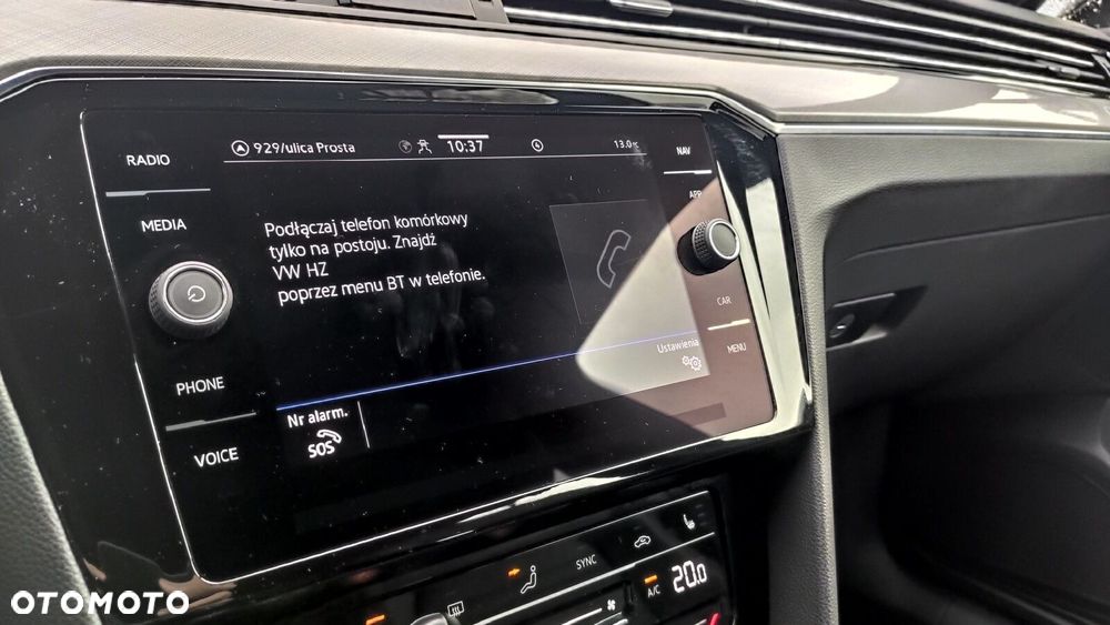 Volkswagen Passat - 20