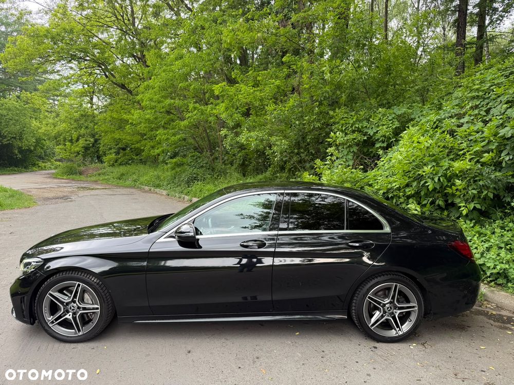 Mercedes-Benz Klasa C 300 9G-TRONIC - 5