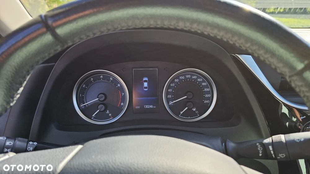 Toyota Corolla 1.6 Comfort - 14