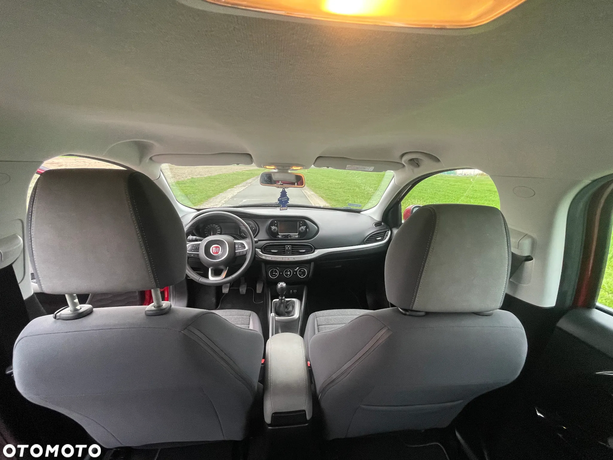Fiat Tipo 1.4 16v Lounge EU6d - 10