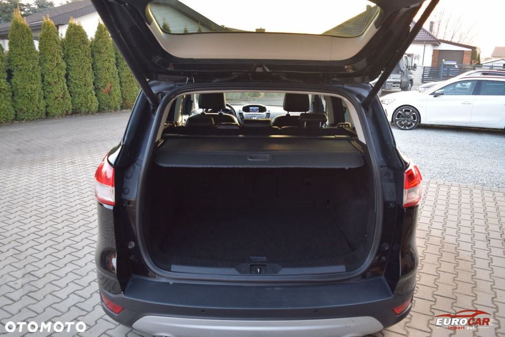 Ford Kuga 2.0 TDCi 2x4 Titanium - 26