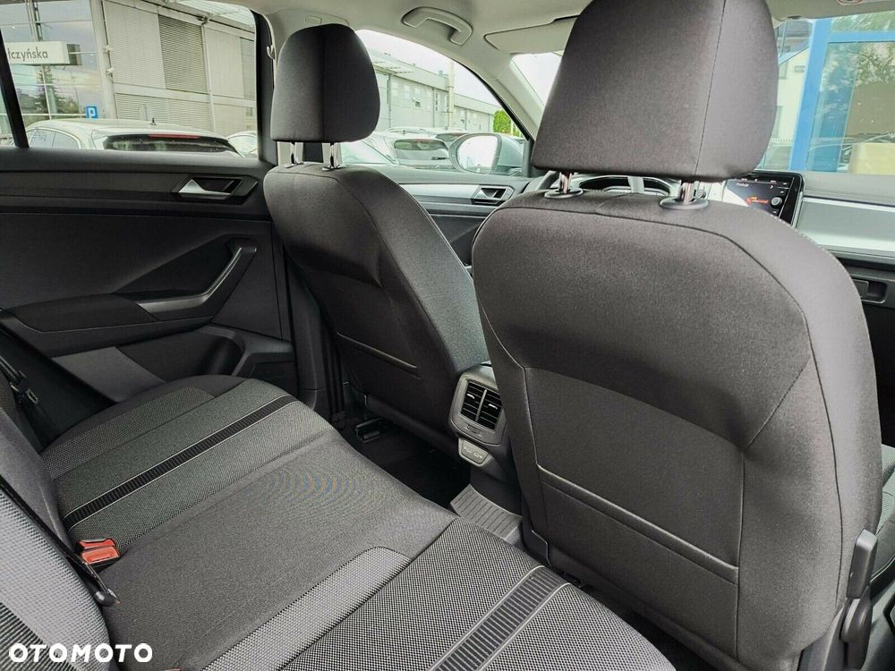 Volkswagen T-Roc - 20