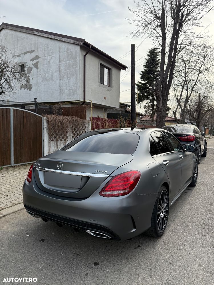 Mercedes-Benz C 220 d 4MATIC Aut. - 12