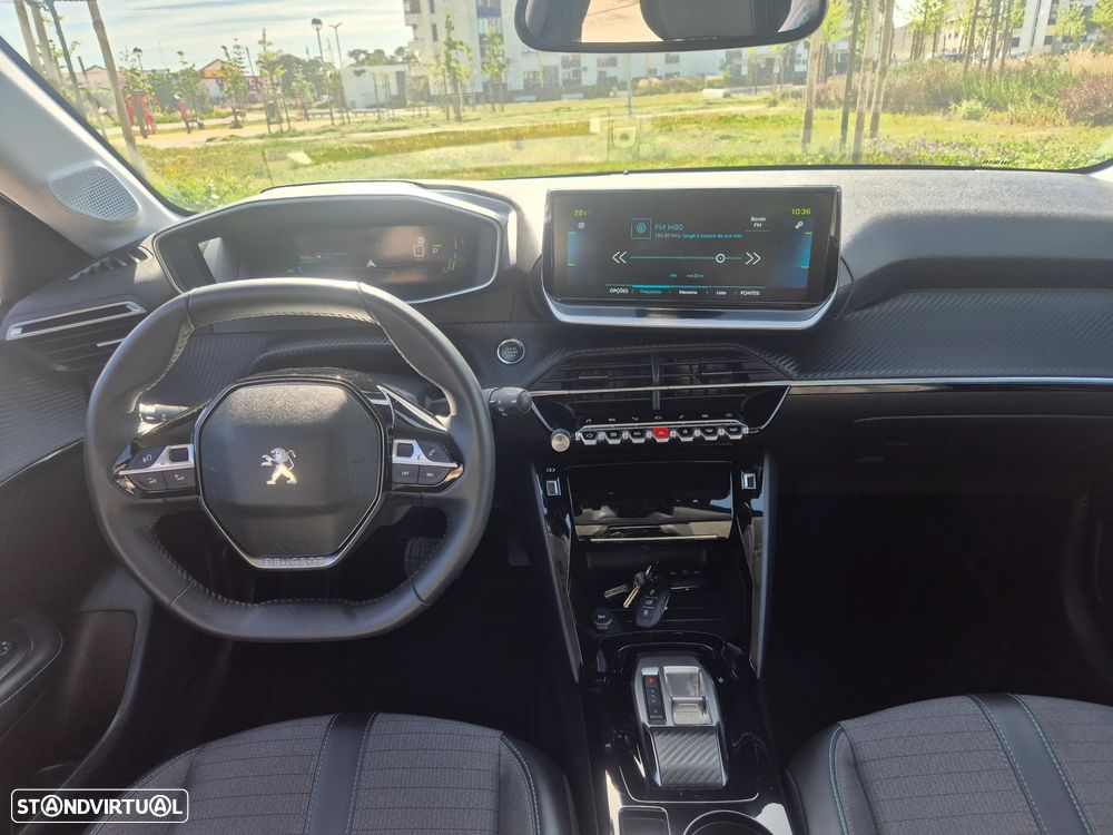 Peugeot e-208 Allure Pack - 9