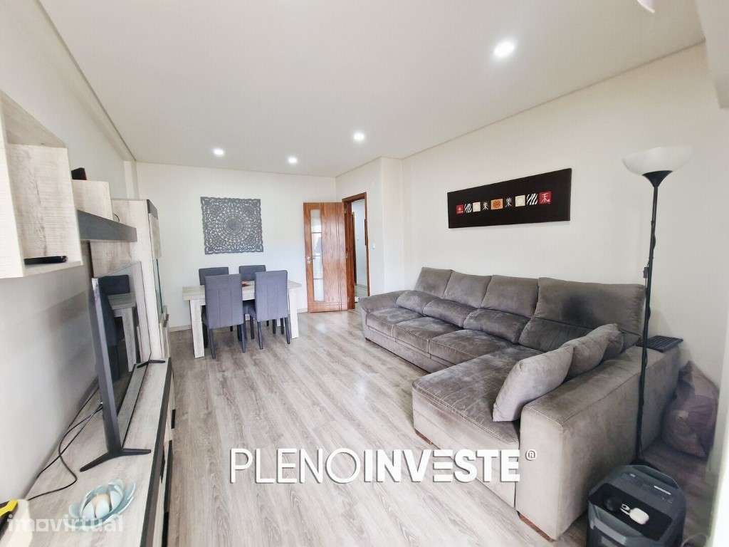 T2 remodelado com excelentes áreas na Torre da Marinha - Grande imagem: 4/28