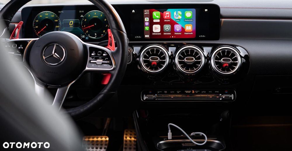 Mercedes-Benz CLA 250 4-Matic AMG Line 7G-DCT - 23