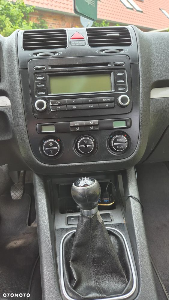 Volkswagen Golf V 1.9 TDI Comfortline - 21