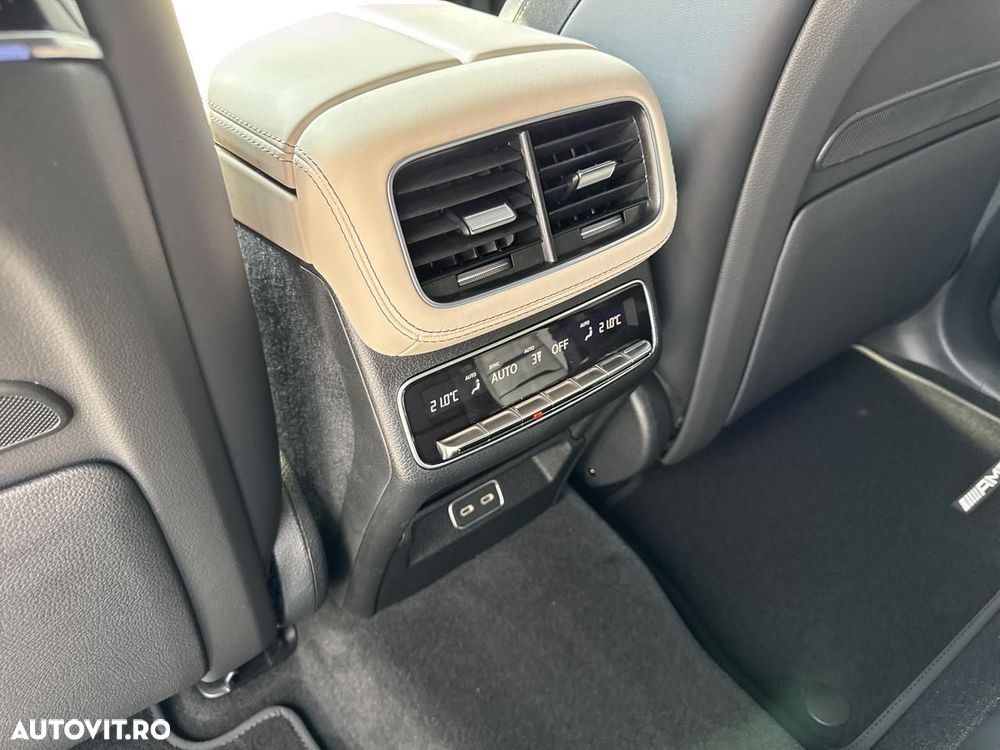 Mercedes-Benz GLE Coupe AMG 53 PHEV - 13