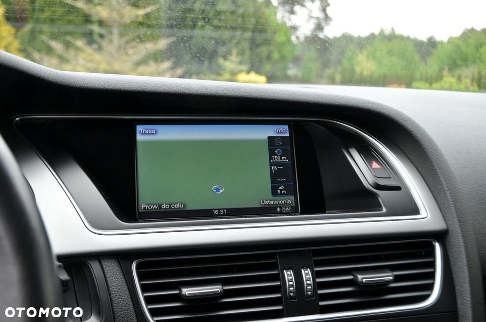 Audi A4 Avant - 30