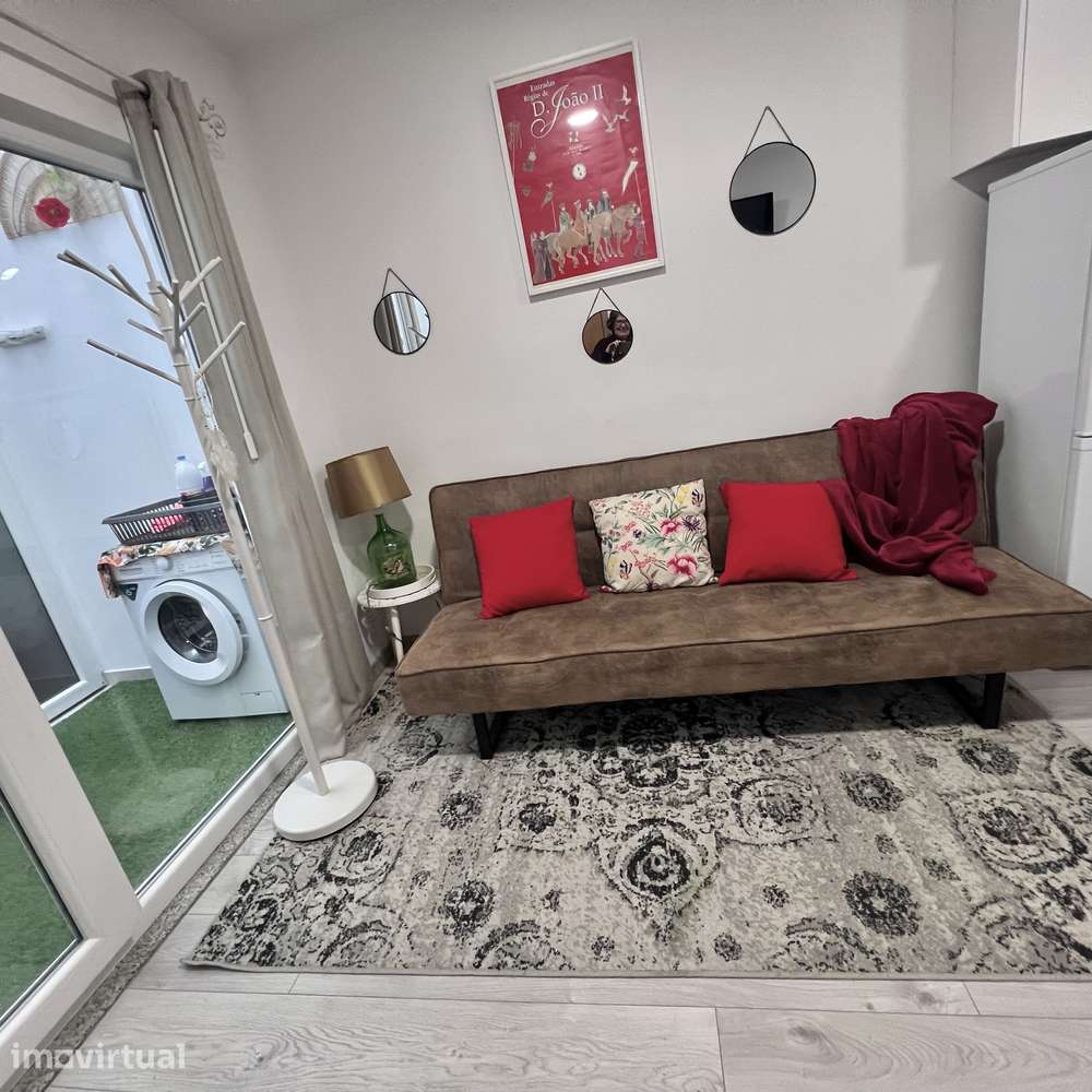 T1 com varanda e terraço, pronto a habitar em Aveiro - Grande imagem: 2/20